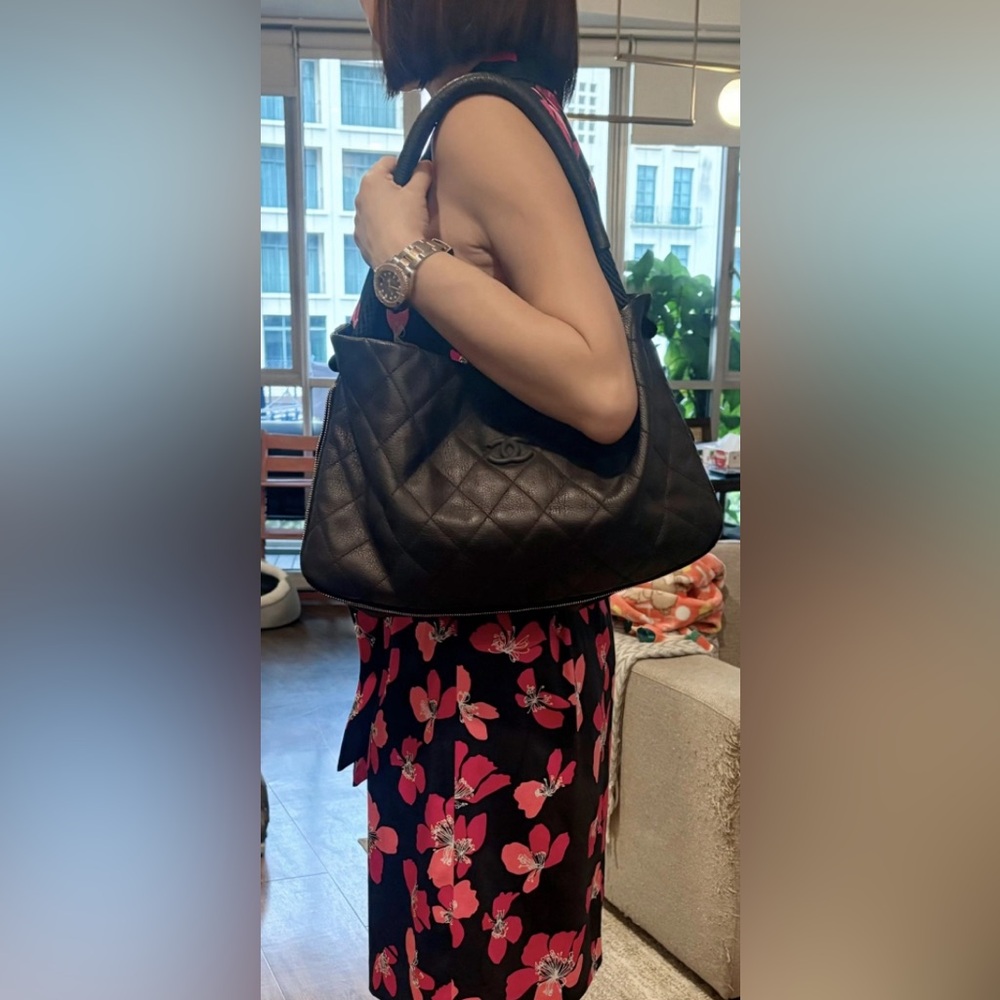 Chanel Tote Bag